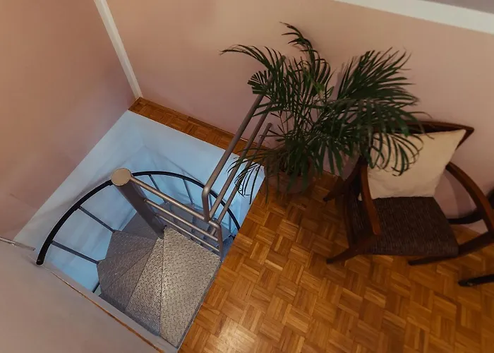 House Aurora - Free Parking *